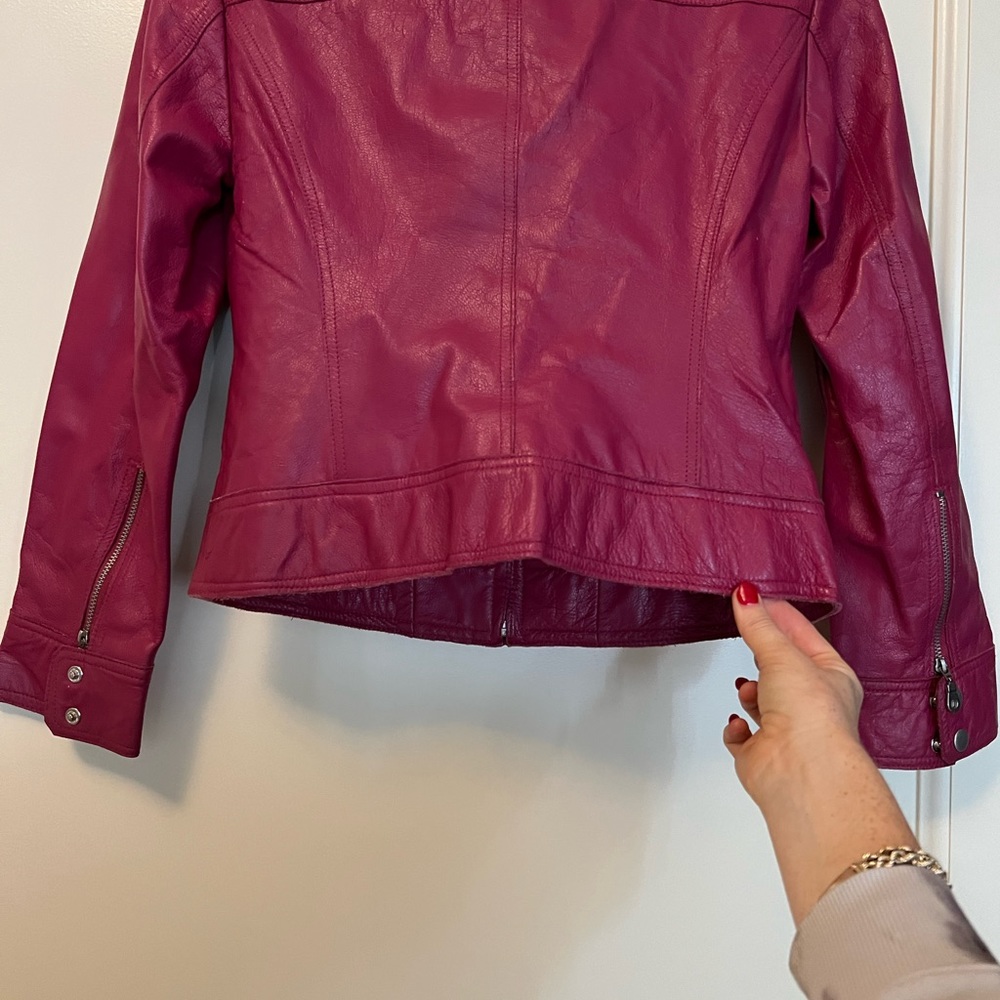 Pink leather jacket - Picture 2 of 2